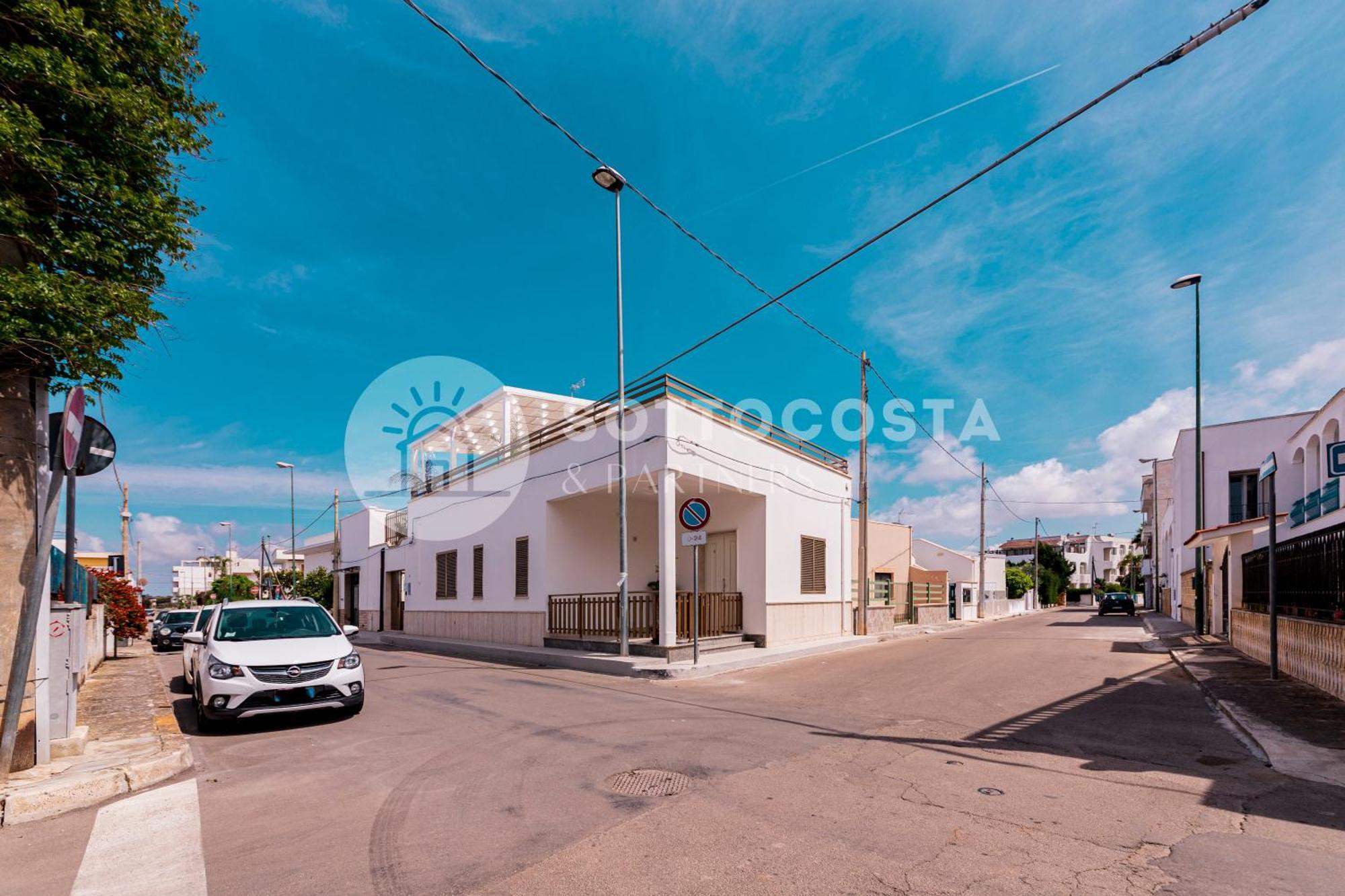 Hotel Lory'S House Porto Cesareo Esterno foto
